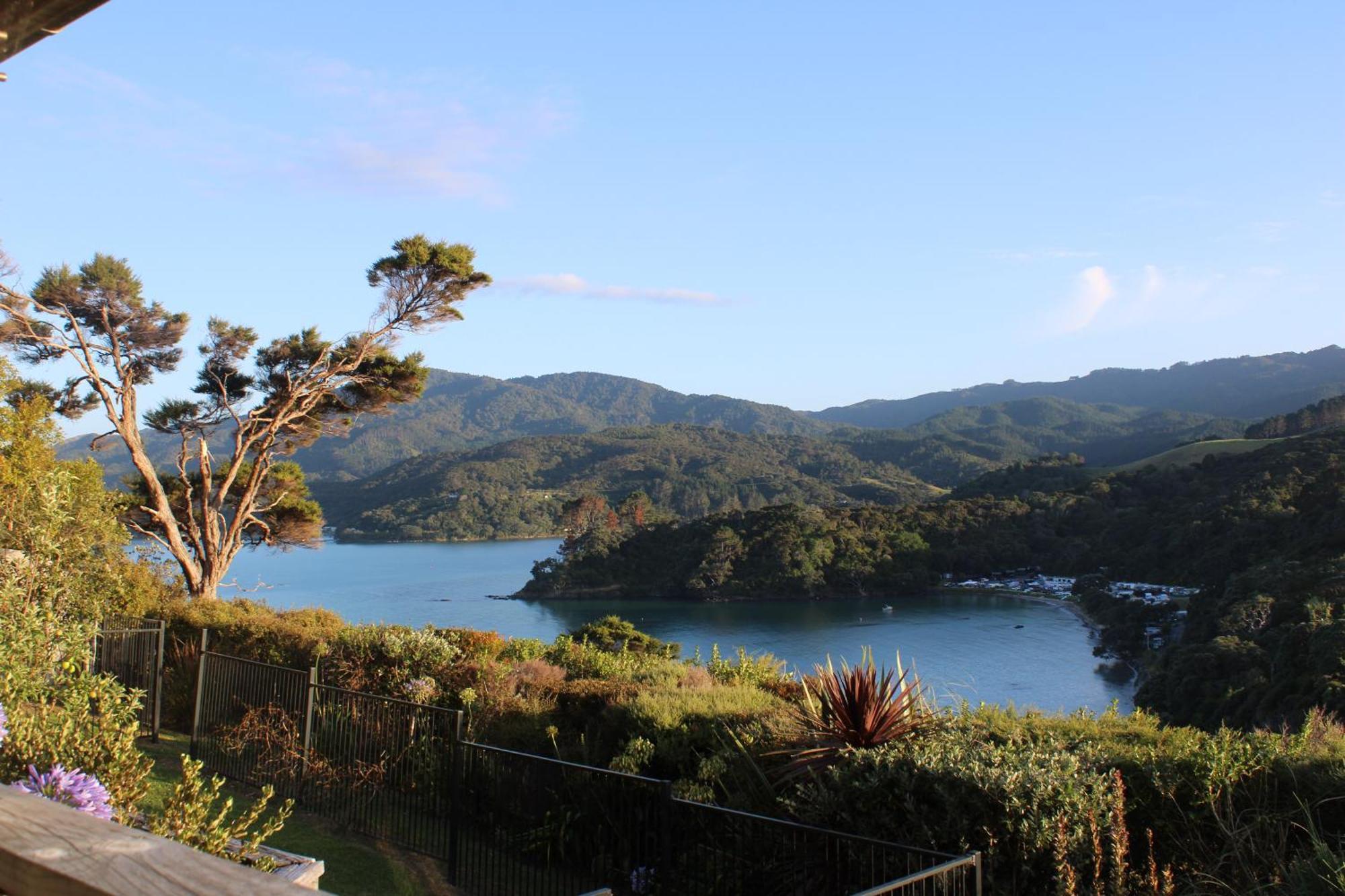 Coromandel Seaview Motel Style B&B Esterno foto